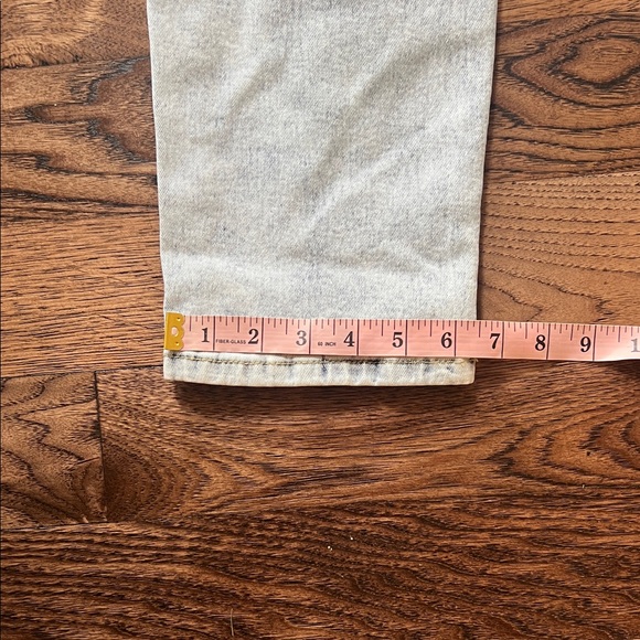 TNR Bleach Washed Distressed Women’s Jeans - Picture 9 of 11